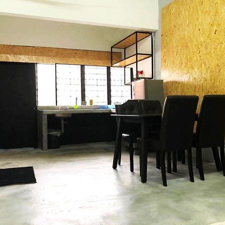 Panda Homestay Seremban Exterior foto